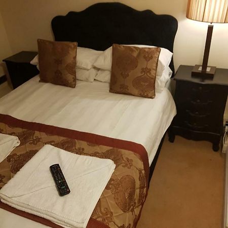 East Gate Inn 科尔切斯特 外观 照片