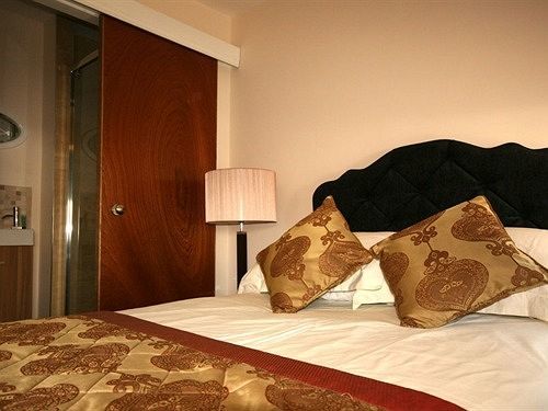 East Gate Inn 科尔切斯特 外观 照片