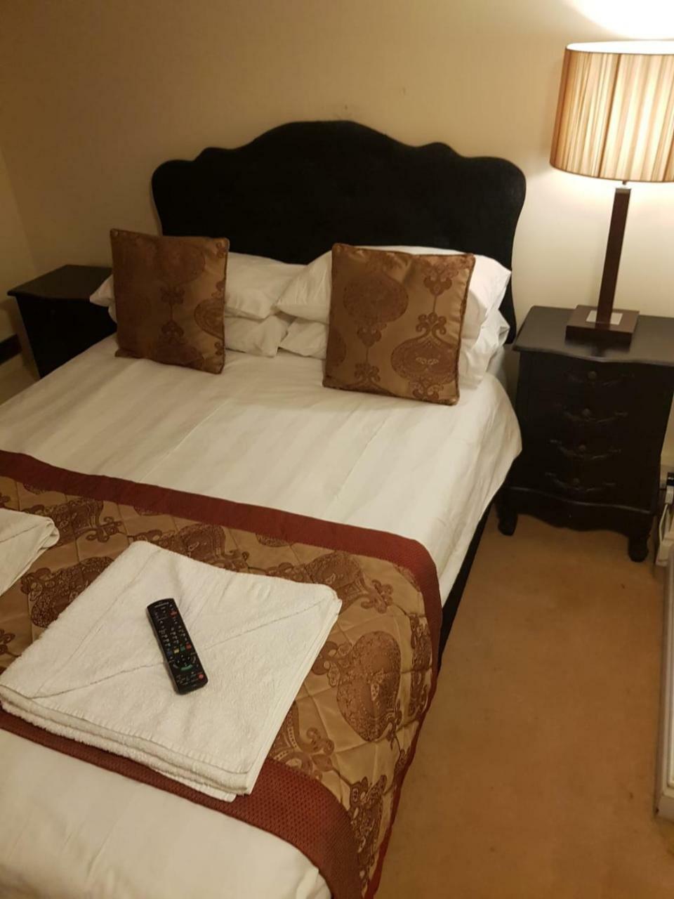 East Gate Inn 科尔切斯特 外观 照片